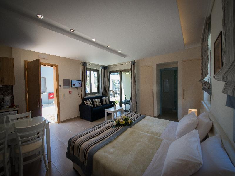 Mantinia Bay Hotel Каламата Екстер'єр фото